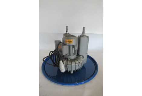Blower zijkanaalventilator 0,7 KW 1 fase 230 Volt . USED.